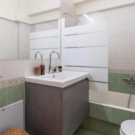 Apartment Phaedrus Living: Modern Flat Kypseli *