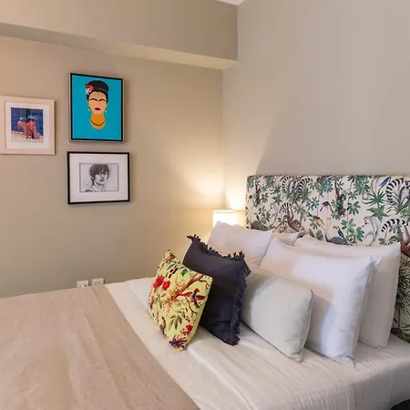 Phaedrus Living: Modern Flat Kypseli Apartment *